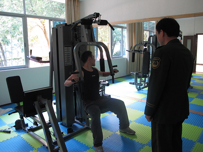 室内健身器材,单位健身器材,健身器材十大品牌-广西熊猫体育体育健身器材有限公司