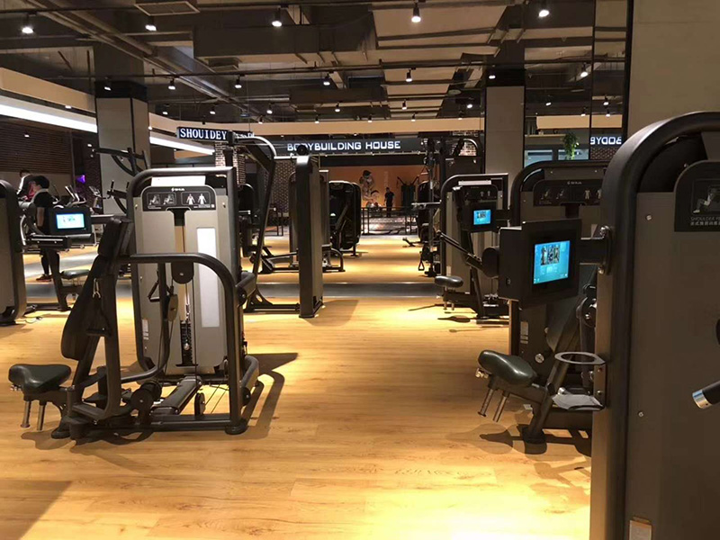 熊猫体育智能健身器材