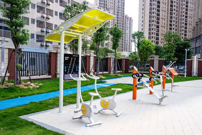 校园健身器材解决方案-广西熊猫体育体育